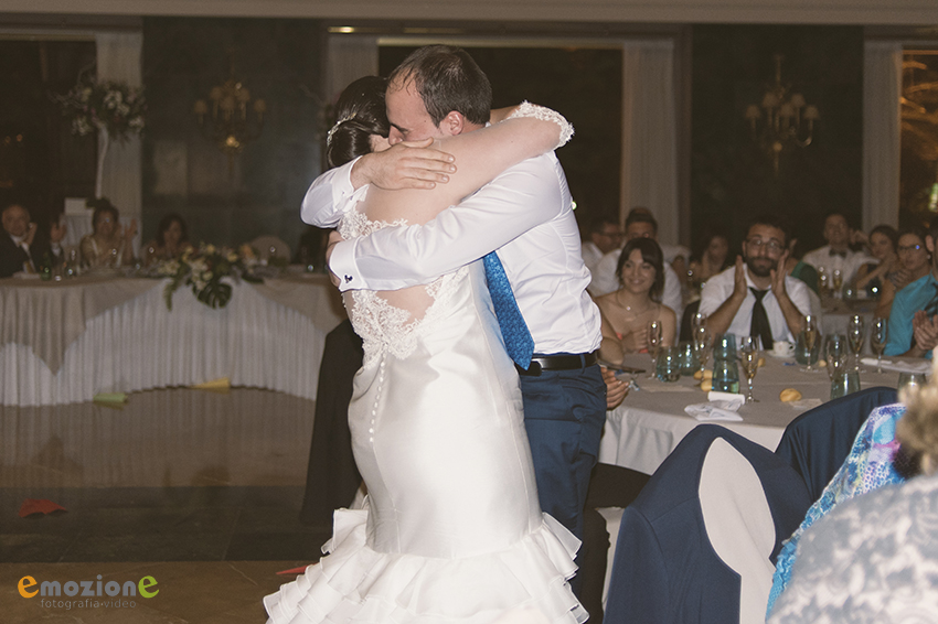 36.fotos abrazos bodas